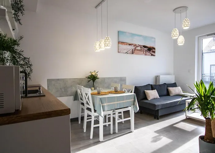 Milana Lägenhet Sztutowo